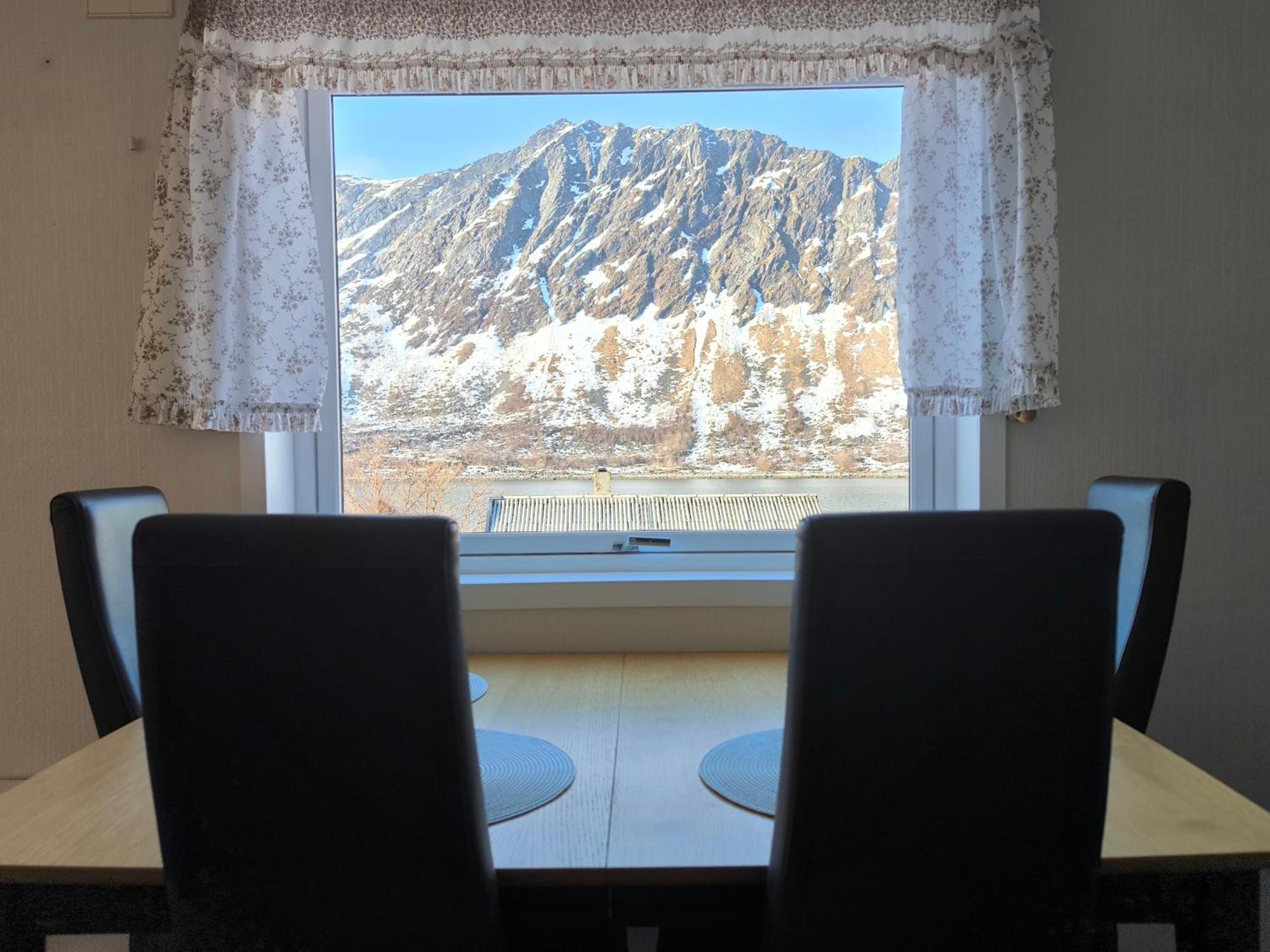 Villa Hus Gryllefjord Esterno foto